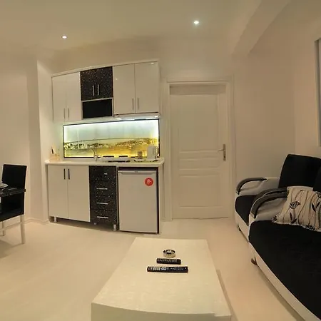 Taxim Elegance Hotel 2*