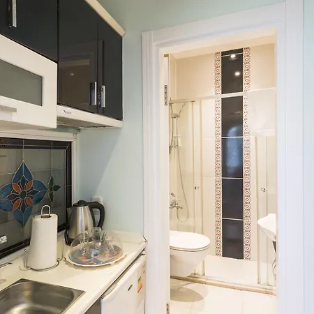 Taxim Elegance Hotel 2*