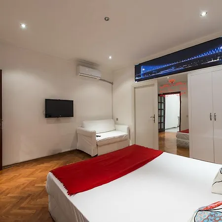 Hotell Taxim Elegance