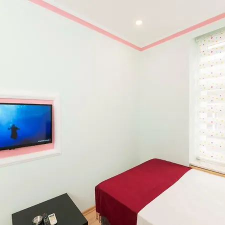 Hotell Taxim Elegance 2*