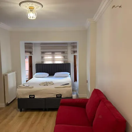 Taxim Elegance Hotel 2*