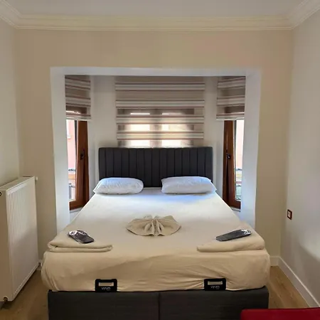 Hotel Taxim Elegance 2*