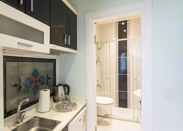 Taxim Elegance Hotel 2*