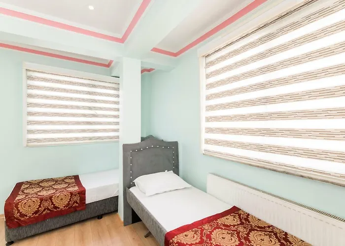 Taxim Elegance Hotel 2*