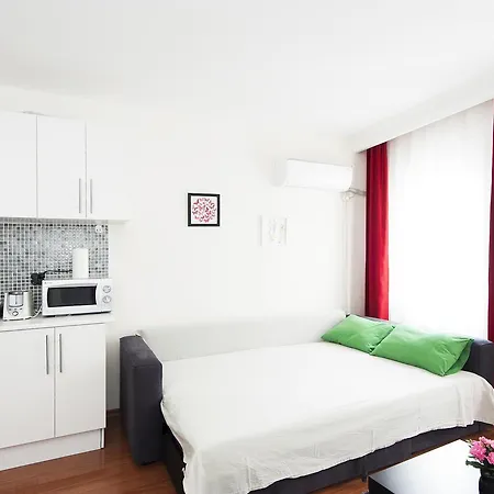 Taxim Elegance 2* 이스탄불